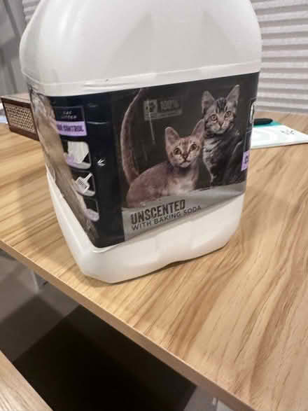 Photo of free Cat litter- about 3 pounds (Pentagon City) #1