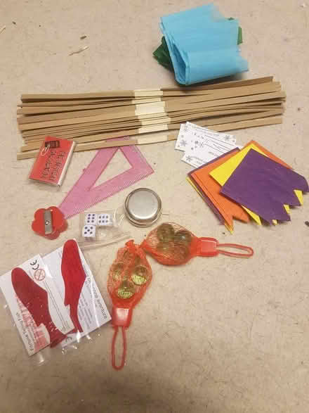 Photo of free Items for making your own christmas crackers (Astley CV10) #1