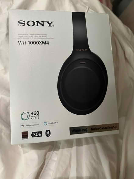 Photo of free Sony Headphones Box (High St Ken W8) #1