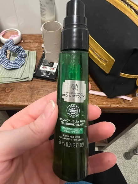 Photo of free The Body Shop Drops of Youth Bouncy Jelly Mist (Great Moor SK2) #1