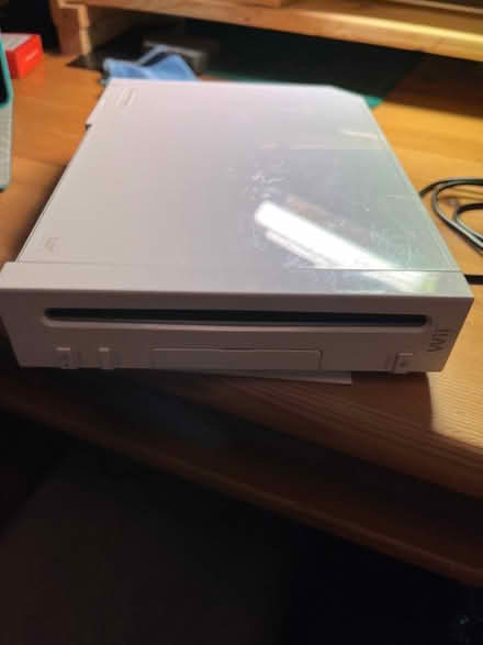 Photo of free Wii base unit (no hand controls) (Torbrex FK7) #1