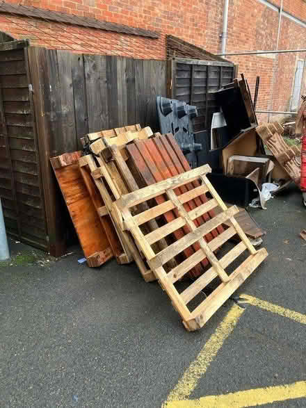 Photo of free Pallets (PMT Oxford, OX4) #1