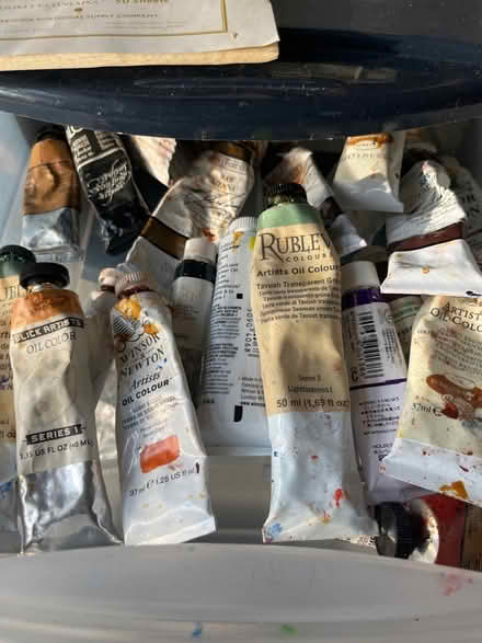 Photo of free Artist’s Studio Supplies (Chesterbrook Rd and Albemarle) #2