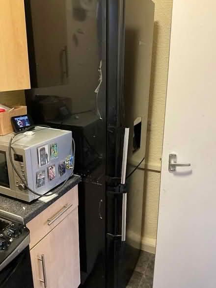 Photo of free Hotpoint fridge freezer (Royston EH5) #3