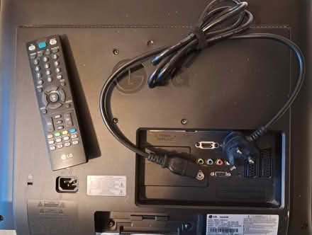 Photo of free TV LG 22inch (cheltenham) #1