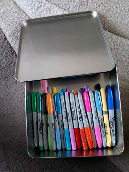 Photo of free marker pens (Little Marton FY4) #1