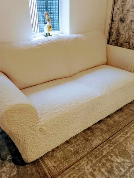Photo of free Sofa, Fabric Chenille (Darley Abbey DE22) #2