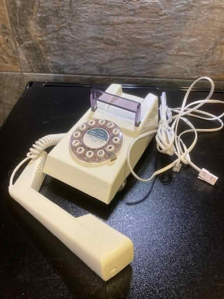 Photo of free Retro Style Trim Phone (The Cedars Estate WD3) #3