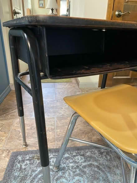 Photo of free Desk for children (Sharon Twp.) #1