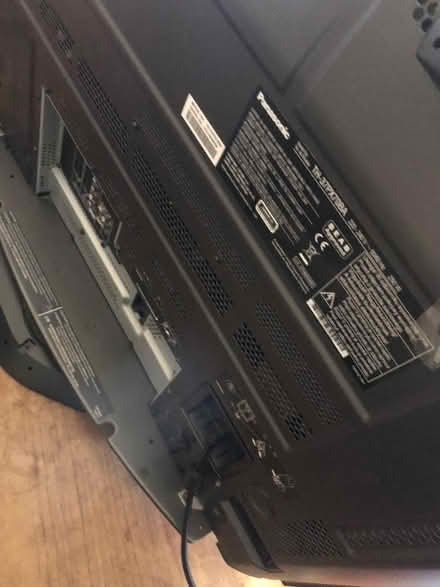 Photo of free 37” tv Panasonic (Heaton Mersey SK4) #3