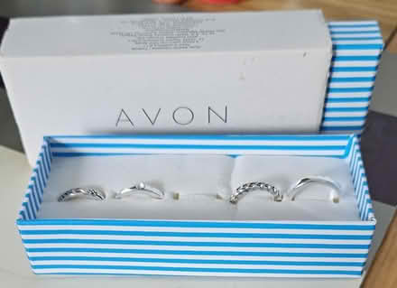 Photo of free Toe rings never worn (EN1) #1