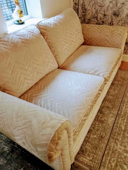 Photo of free Sofa, Fabric Chenille (Darley Abbey DE22) #1