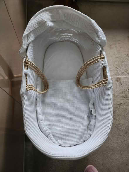 Photo of free Moses basket (CV34 warwick) #2