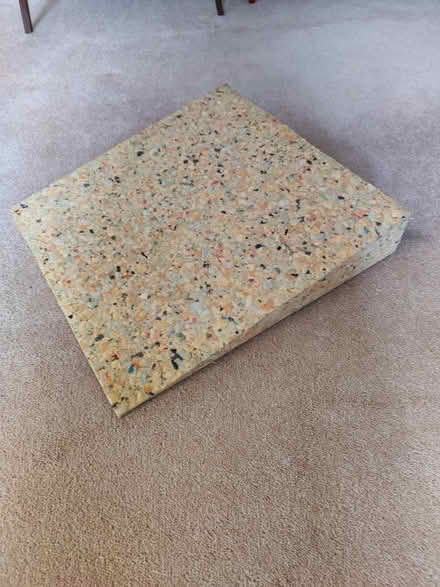 Photo of free foam wedge (Kentwood RG31) #1