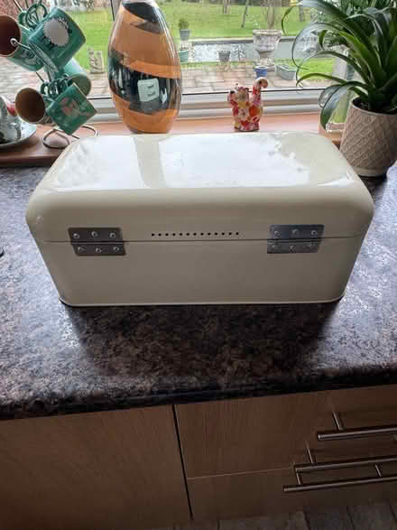 Photo of free Metal bread bin (Smallwood) #2