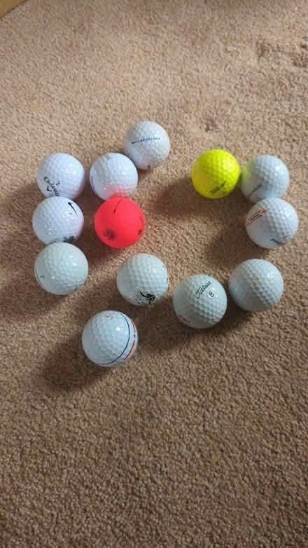 Photo of free Golf ⛳ balls? (Houghton Regis LU5) #1