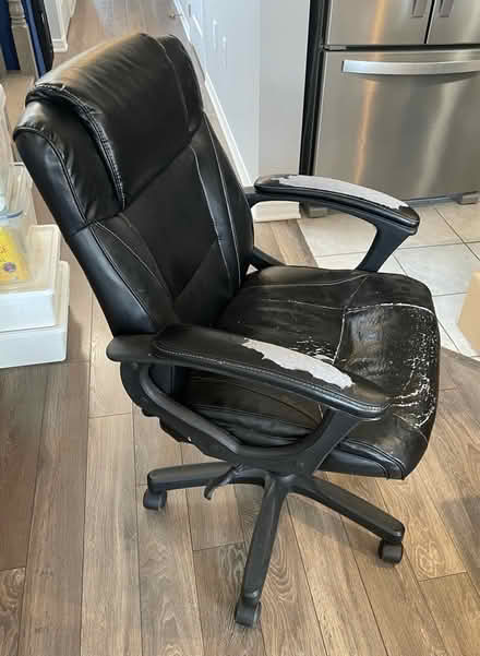 Photo of free Fair used office chair (Stoney Creek Mountain) #1