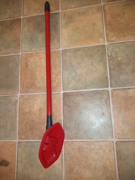 Photo of free Vileda window cleaning handle (Roffey) #1