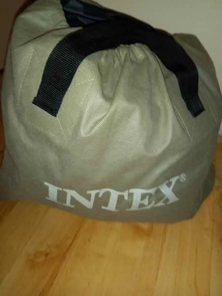 Photo of free Inflatabme double blow up bed (SE19) #1