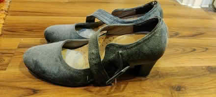 Photo of free Size 3 Mary Janes court shoes (HA0) #2