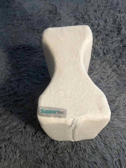 Photo of free Knee pillow (Weston, crewe) #1