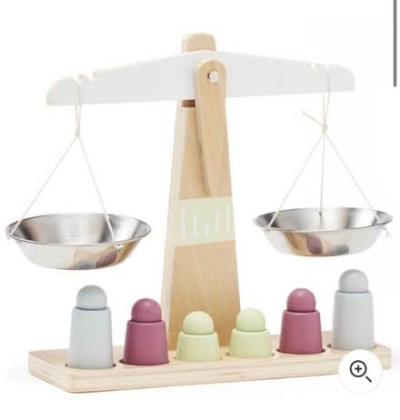Photo of Old style balance weighing scales (Otley LS21) #1