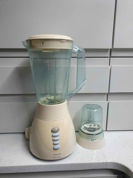 Photo of free Philips blender with coffee/spice grinder 400w (Formby L37) #1