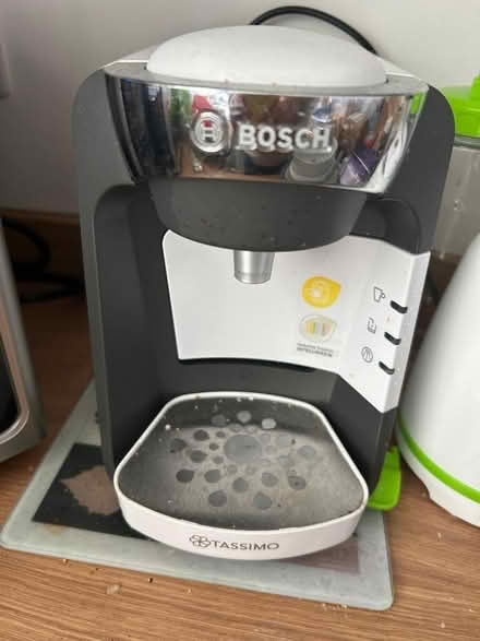 Photo of free Tassimo coffee machine (Tong BD4) #1