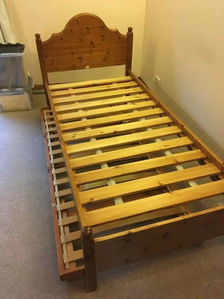 Photo of free Up and under single beds, wood in good condition (Bridge of Allan FK9) #2
