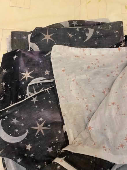Photo of free King size duvet cover and pillow cases (Peterculter AB14) #1