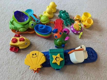Photo of free Misc Bath Toys (Kennington OX1) #1