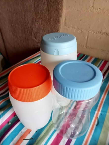 Photo of free Plastic containers (Whittington SY11) #1