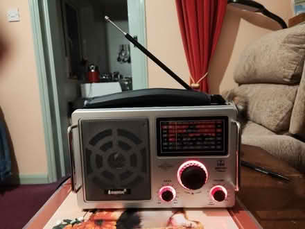 Photo of free radio (Chertsey KT16) #2