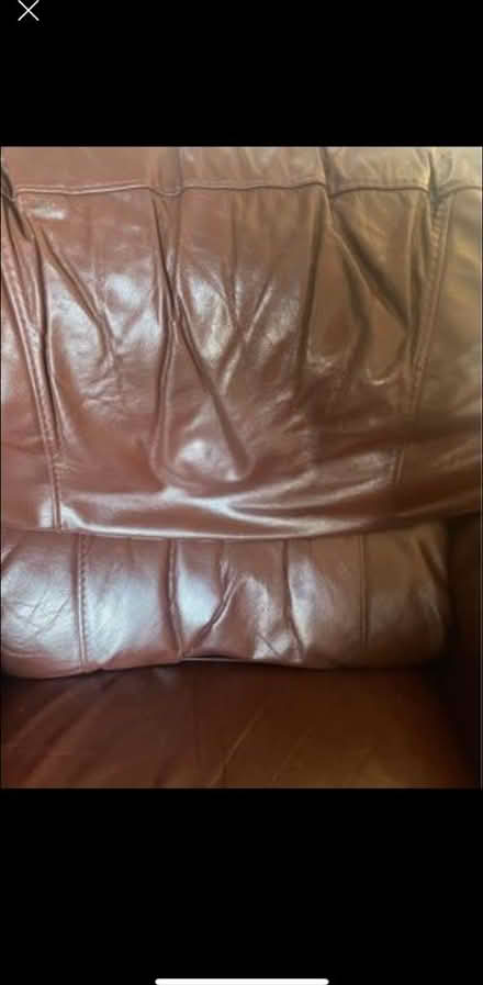 Photo of free Leather chair (DE7) #4