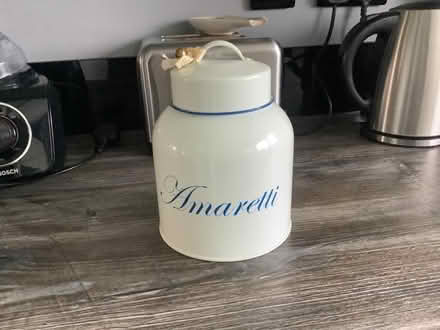 Photo of free Biscuit tin (Leighton Buzzard LU7) #1