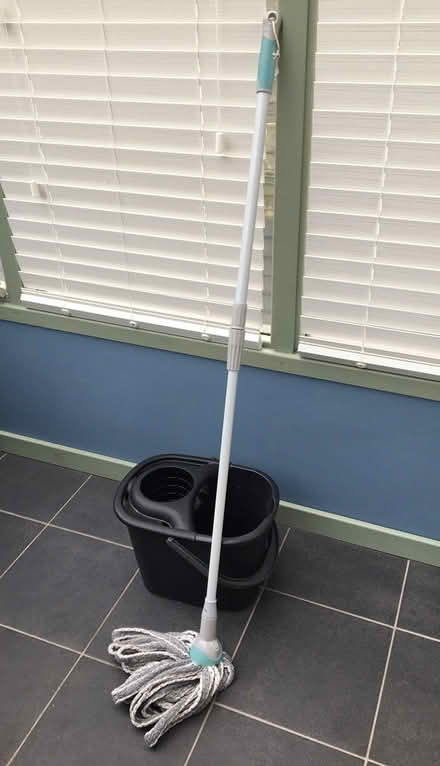 Photo of free Floor mop and bucket (Congleton town CW12) #1