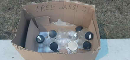 Photo of free Curb find: spice jars (Bloor St W & Jane St) #1