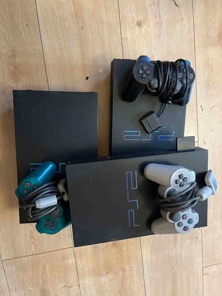Photo of free 3 PlayStation 2s (Abingdon Road OX13) #1