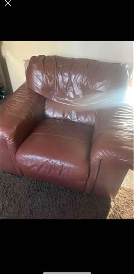 Photo of free Leather chair (DE7) #2