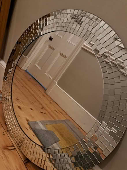 Photo of free Round mirror (Ealing Broadway,) #2