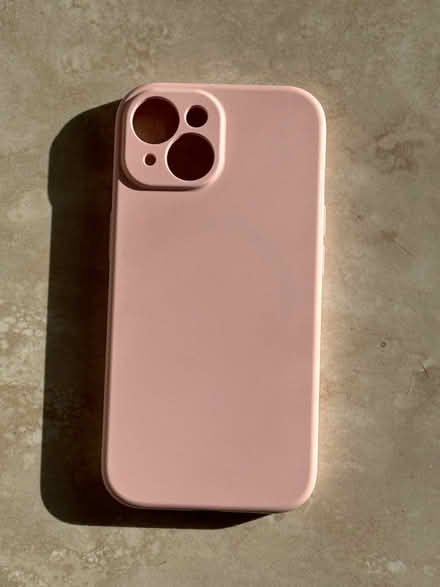 Photo of free Pink iPhone case (Wokingham RG40) #1