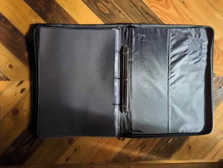 Photo of free A3 portfolio binder (E9) #1