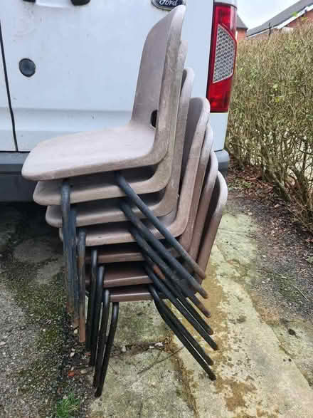 Photo of free Low, circular table and 7 small chairs (Alexandra Park M16) #1