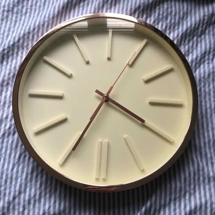 Photo of free Rose Gold clock (Chessington KT9) #1