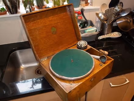 Photo of free 78 wind up gramophone -broken (Westcotes LE3) #1