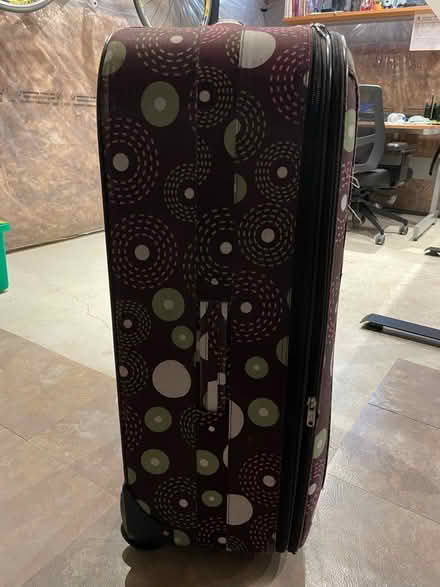 Photo of free Big Luggage - fits more than 32 kg (Grimsby) #2