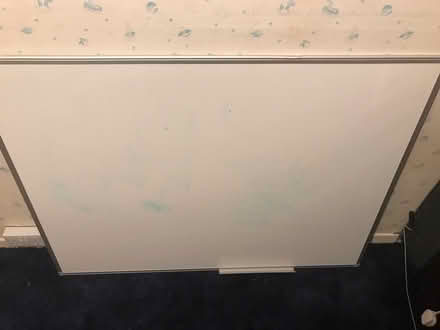 Photo of free White board (DE55) #1