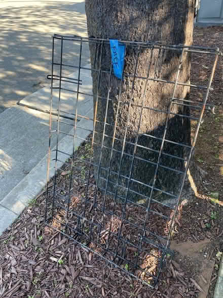 Photo of free Yakima roof gear basket (1546 pearl st alameda ca) #1