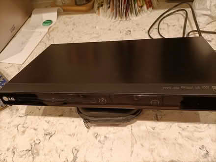 Photo of free CD/DVD player (Snodland) #4