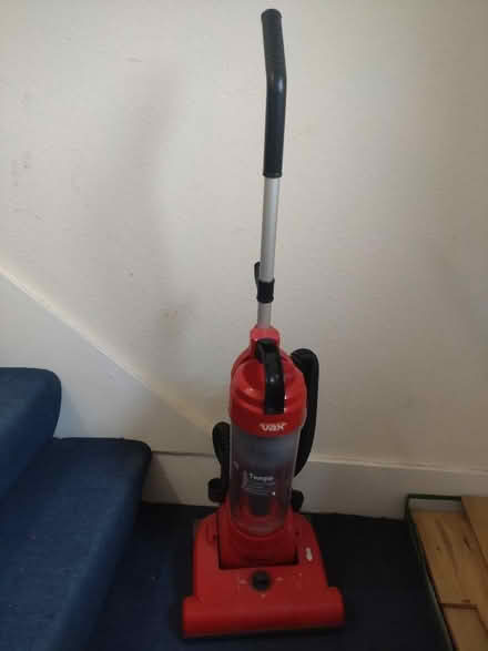 Photo of free Vax upright bagless vacuum (West Croydon CR0) #2